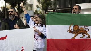 Irán sa chce odplatiť EÚ a Británii za sankcie uvalené kvôli násilnému potlačeniu protestov