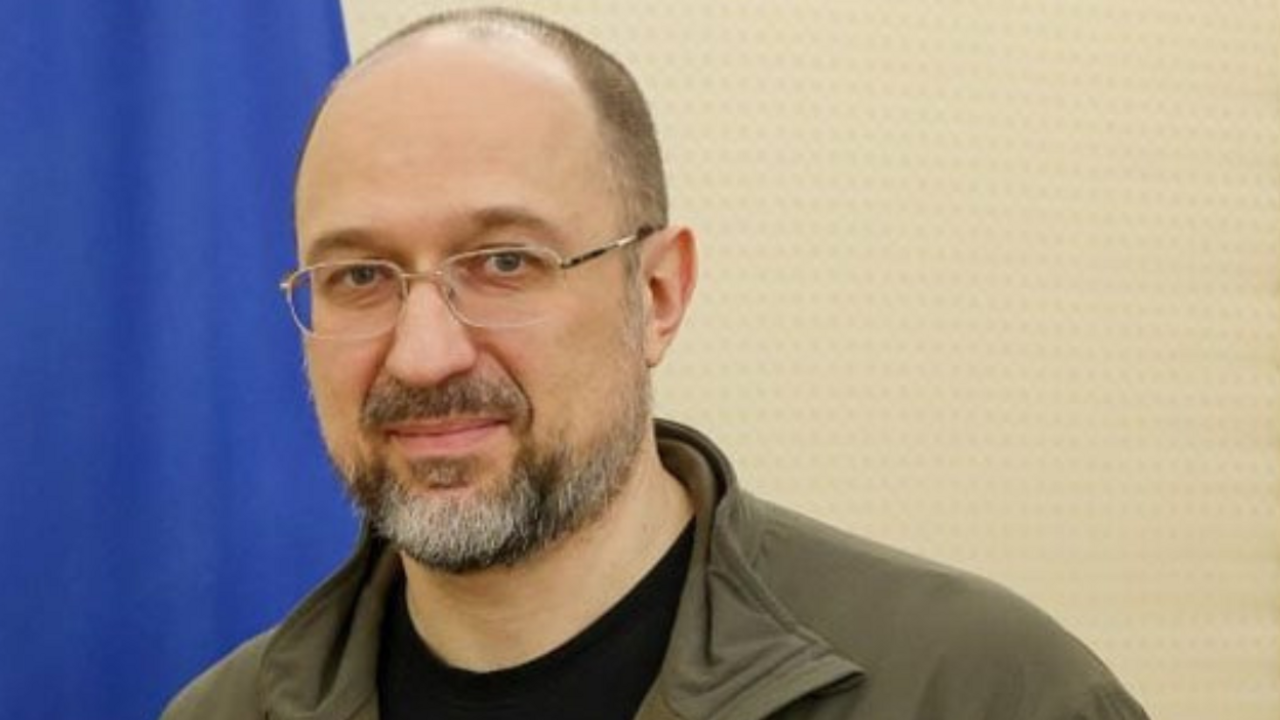 Ukrajina zimu prežije. Má dostatočné zásoby uhlia a plynu, oznámil premiér Denys Šmyhaľ