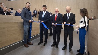 Rekonštrukcia STU napreduje, budovu Fakulty elektrotechniky a informatiky už sprístupnili