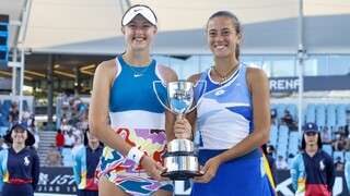 Jamrichová s Urgesiovou triumfovali vo finále juniorskej štvorhry na Australian Open. Zdolali Kinošitovú a Saitovú