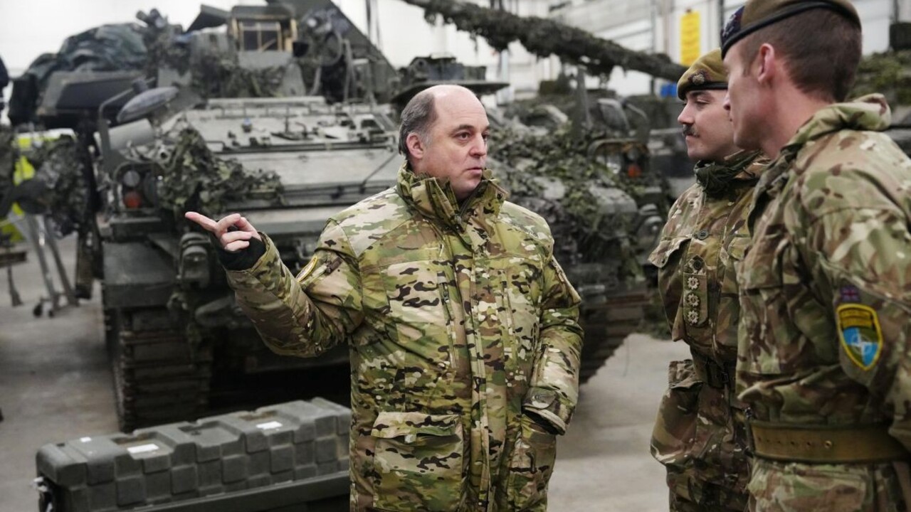 Britský minister obrany: Dodanie stíhačiek Kyjevu v tejto chvíli nepovažujeme za správny postup
