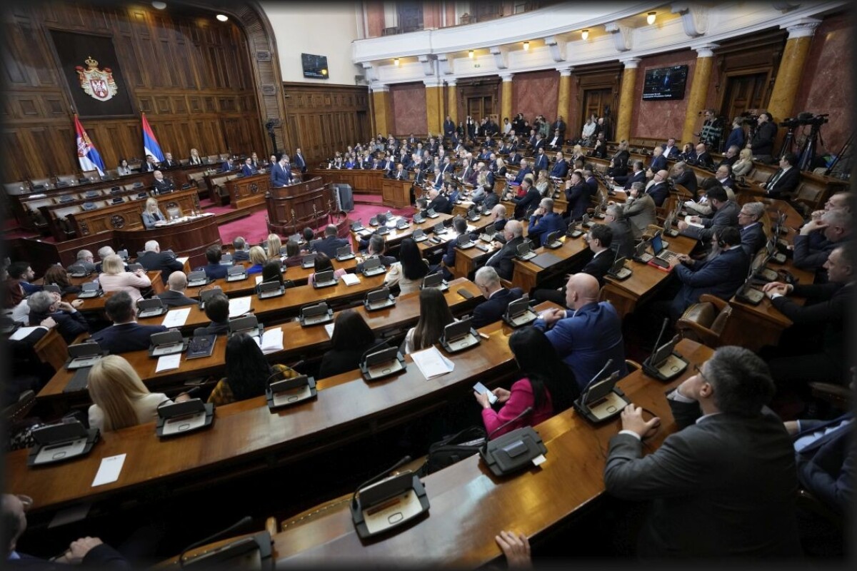 Vučić v srbskom parlamente
