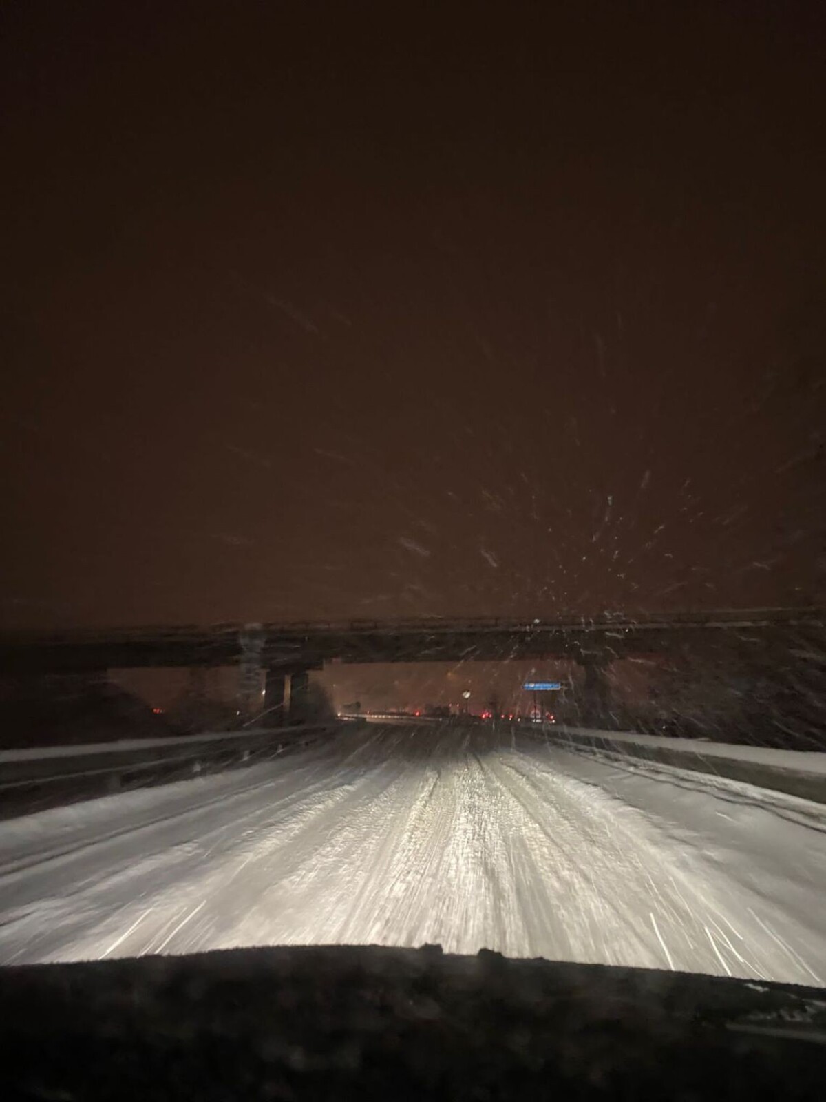 Diaľnica pred Dolným Hričovom