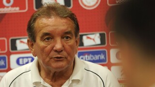 Bývalý futbalový tréner Dušan Uhrin starší oslavuje 80. narodeniny