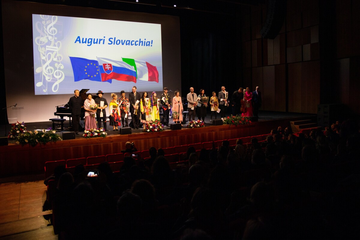 Všetko najlepšie Slovensko - Auguri Slovacchia