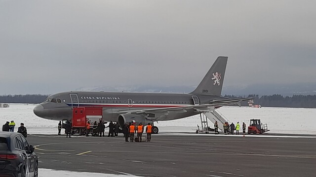 Zeman pricestoval na Slovensko