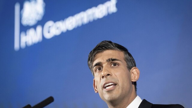 Britský premiér obmenil kabinet, vymenil viacerých ministrov a vytvoril nové rezorty