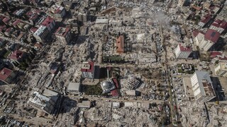 Turecko a Sýriu v pondelok zasiahlo ďalšie silné zemetrasenie, vyžiadalo si už osem obetí