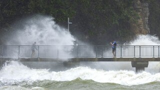 Na Nový Zéland udrela tropická búrka Gabrielle. Bez prúdu sa ocitlo okolo 58-tisíc ľudí