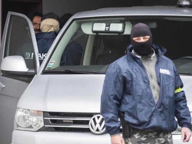 Vládny špeciál dopravil z Iraku osobu, ktorú následne NAKA obvinila z terorizmu