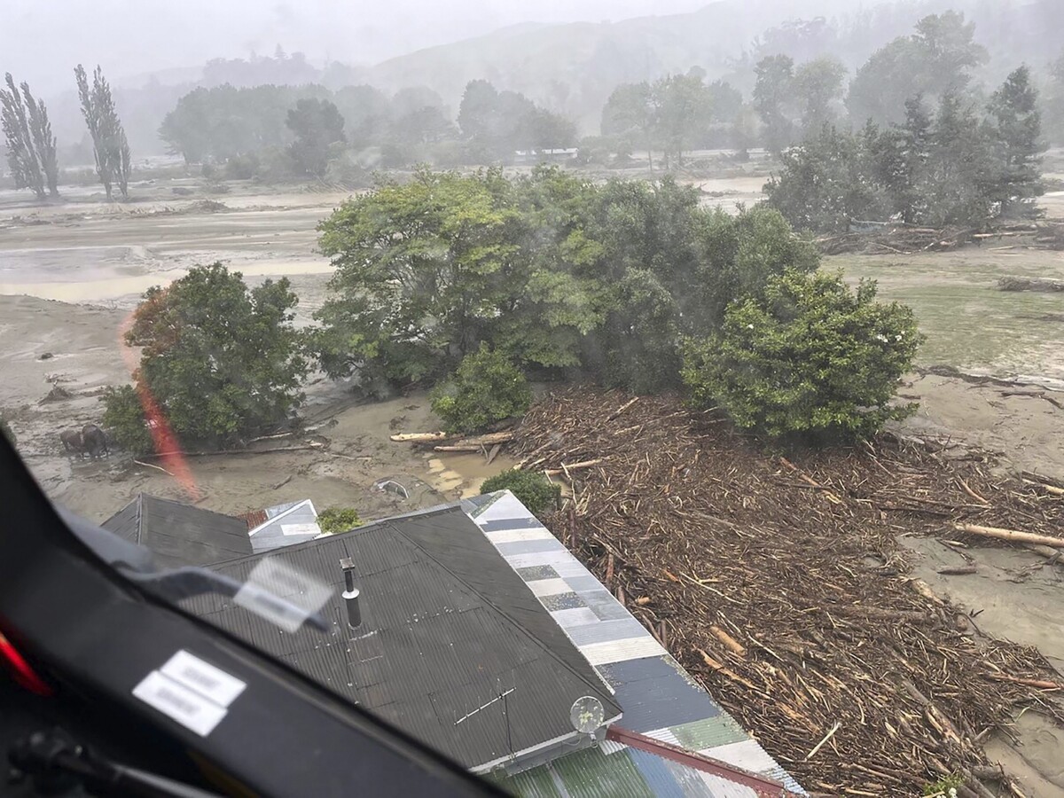 Tropická cyklóna na Novom Zélande