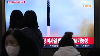 Severná Kórea vypálila niekoľko striel s plochou dráhou letu do mora, tvrdí Soul