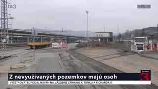 Pre železnice je záťaž starať sa o pozemky v ich blízkosti. Rozhodli sa ich preto prenajímať