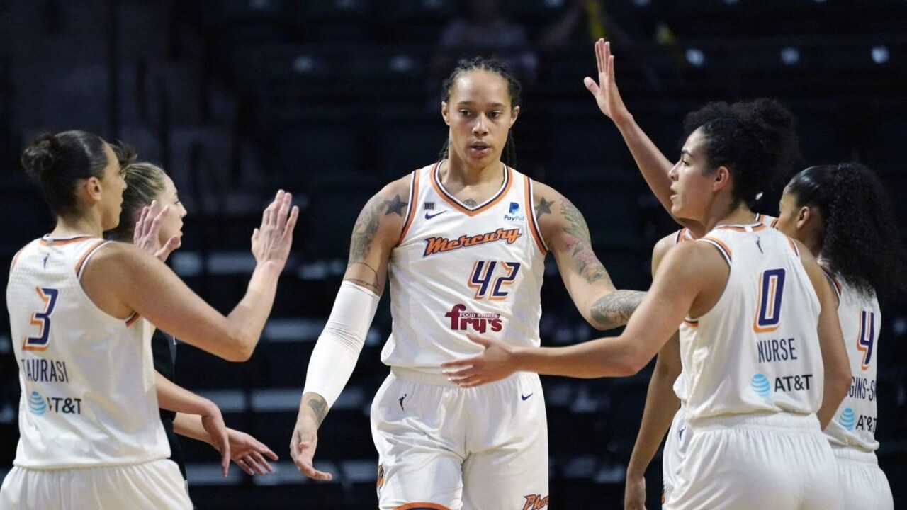 Grinerová bude opäť pôsobiť v tíme Phoenix Mercury, podpísala ročnú zmluvu