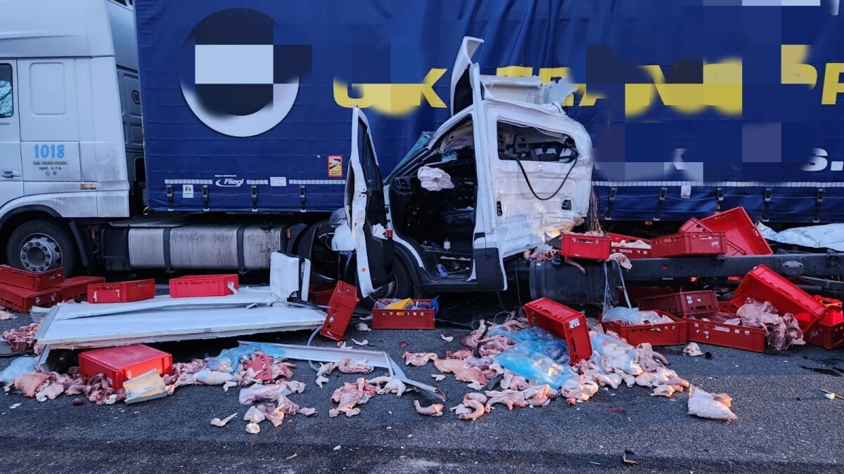 Nehoda na diaľnici D1 za Piešťanmi