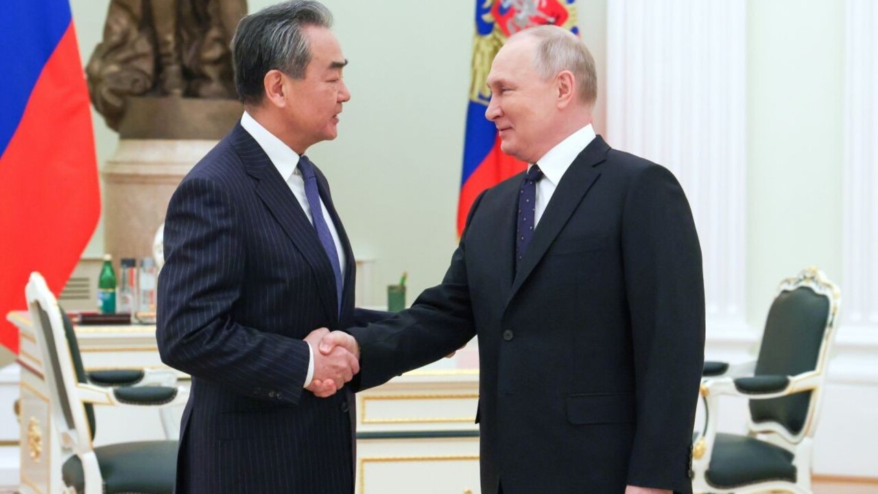 Čína predložila plán na ukončenie vojny. Kyjev nesúhlasí, konflikt s Ruskom by vraj zmrazil