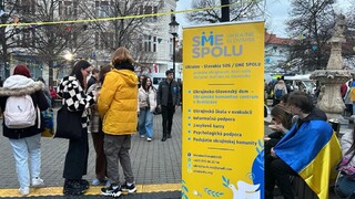 FOTO: Ukrajinci si pripomenuli smutné výročie. V Bratislave sa konalo podujatie Slovensko pre Ukrajinu