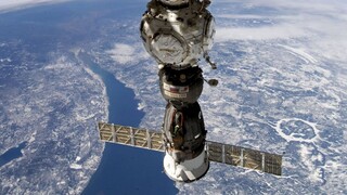 Na ISS dorazila náhradná loď pre spiatočnú cestu astronautov na Zem