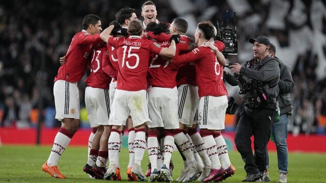 Manchester United vyhral Ligový pohár a získal prvú trofej od roku 2017