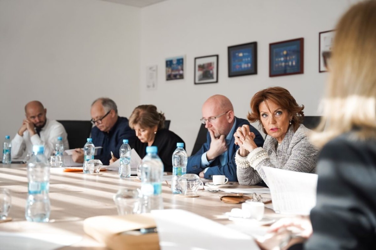 Krištáľové krídlo