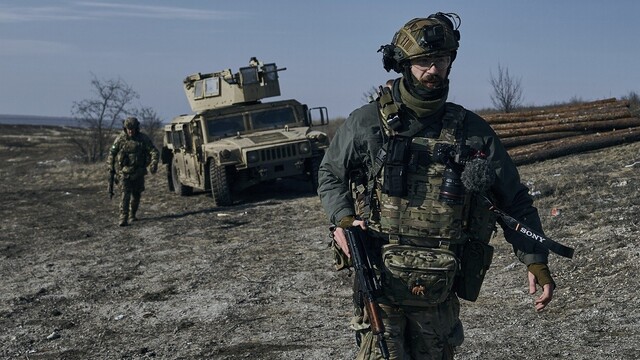 Rusko opevňuje cesty na Krym, stavia barikády a zákopy