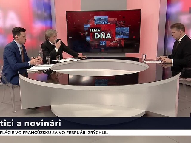 Politici a novinári