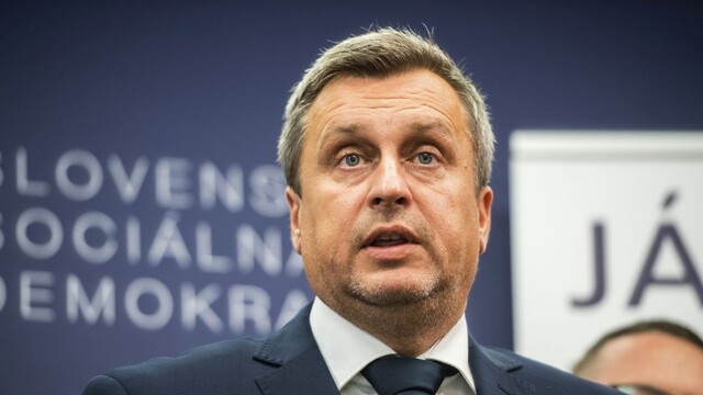 SNS rokuje o vytvorení opozičného bloku. Danko má záujem o spoluprácu s Hlasom aj Smerom