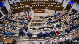 Vláde vyprší čas na vypísanie skoršieho termínu volieb. Ďalšiu schôdzu strana Smer iniciovať nebude