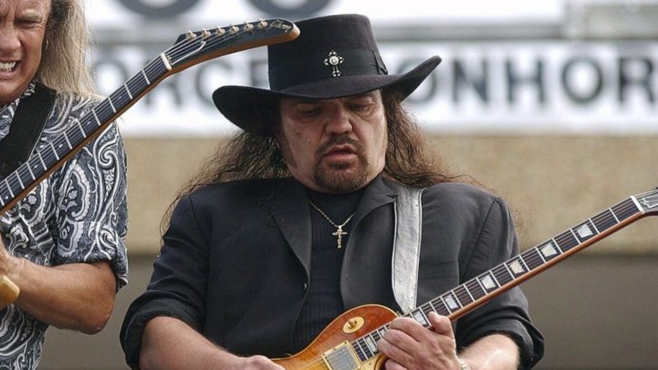 Zomrel gitarista Gary Rossington, posledný pôvodný člen legendárnej skupiny Lynyrd Skynyrd