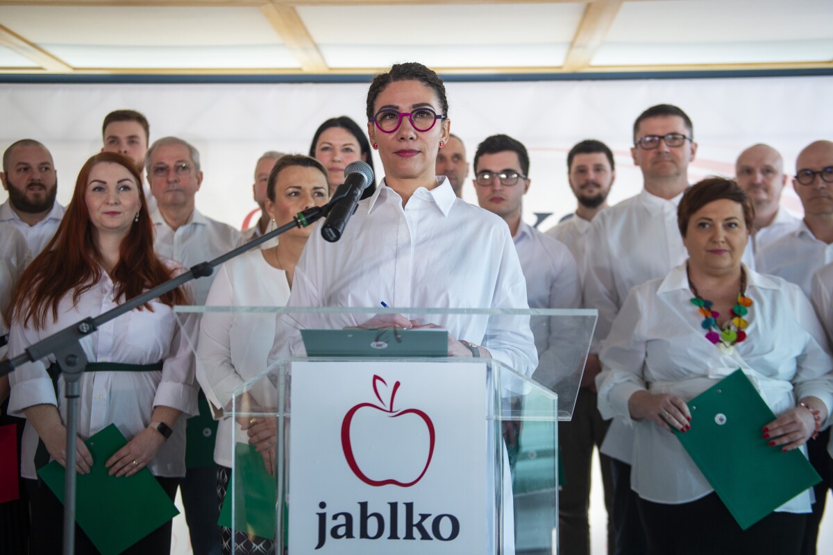 Na snímke predsedníčka novej politickej strany Jablko Lucia Ďuriš Nicholsonová.