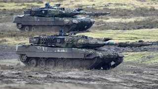 Ukrajinskí vojaci skončili v Španielsku výcvik na obsluhu tankov Leopard