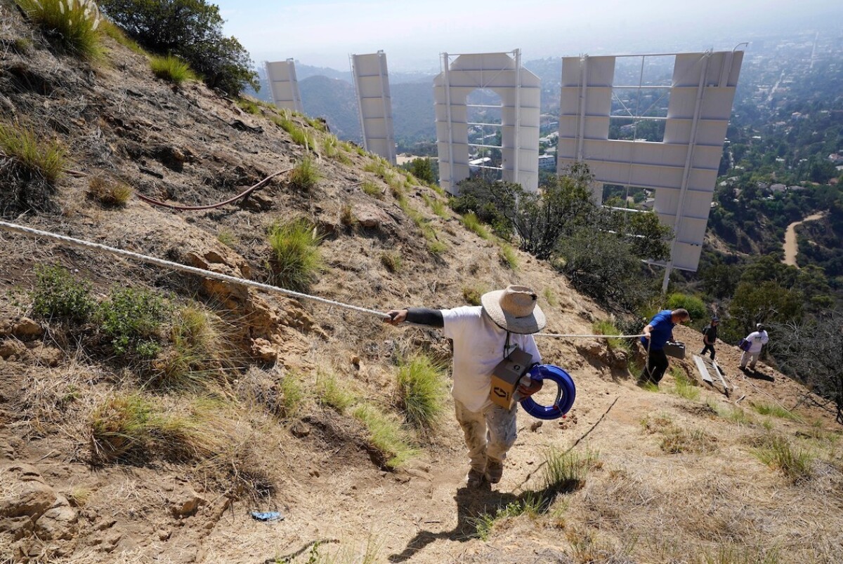 Hollywood sign