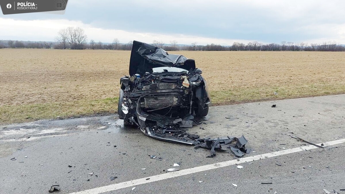 Dopravná nehoda medzi obcami Zbudza a Staré