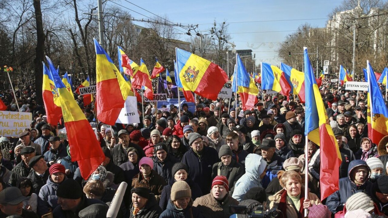 Moldavsko čelí hybridnej vojne vytváranej Ruskom, tvrdí minister obrany Nosatii