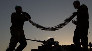 Európska únia chce na Ukrajinu dostať viac munície. Komisia na tento cieľ vyčlenila stovky miliónov eur