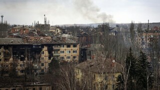 Počet útokov v ukrajinskom Bachmute poklesol. V meste zostáva menej ako 3-tisíc obyvateľov