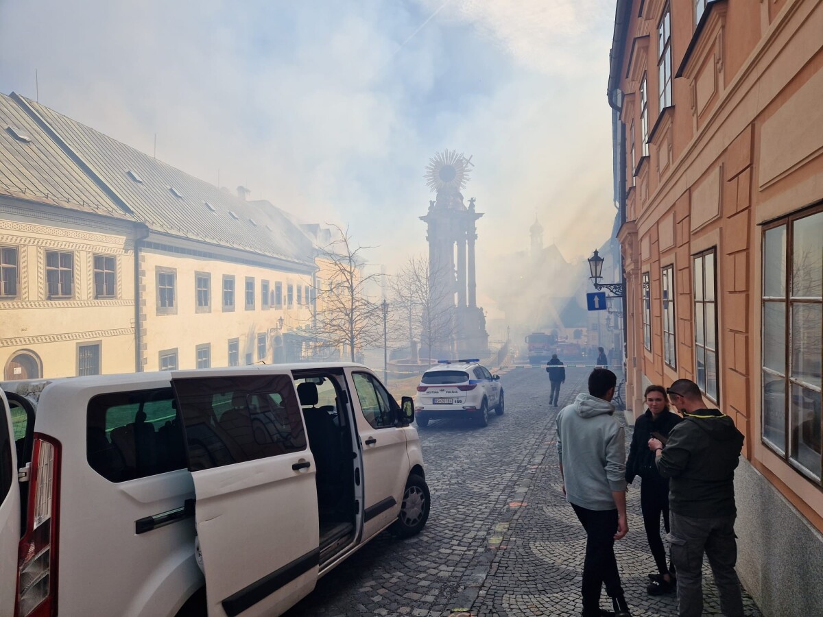 Sťahovanie obrazov z Galérie Jozefa Kollára
