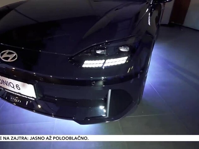 Motoring: Aerodynamický Hyundai Ioniq 6, Land Rover Defender 130 s najväčším priestorom vo svojej triede