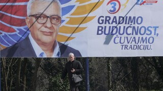 Voliči v Čiernej hore rozhodujú o novom prezidentovi. Kandiduje aj Djukanovič