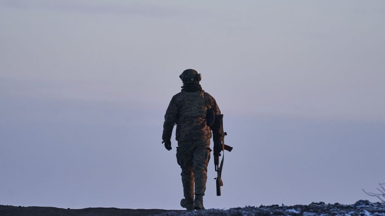 Český dobrovoľník, ktorý ošetroval vojakov, utrpel v ukrajinskom Donbase vážne zranenia