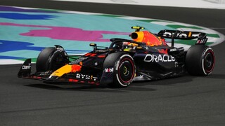F1: Red Bull vybojoval double na VC Saudskej Arábie, Alonso uspel s odvolaním