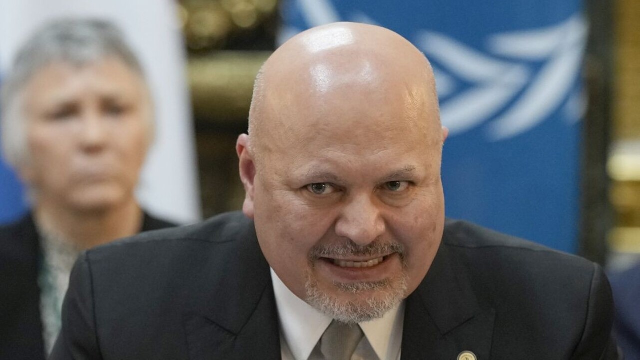 Haag nebude váhať konať vo veci vojnových zločinov na Ukrajine, pohrozil prokurátor ICC