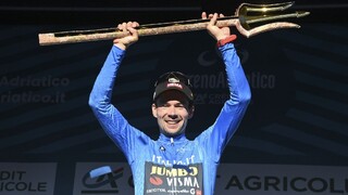 Roglič triumfoval v 1. etape Okolo Katalánska, Evenepoel na druhom mieste