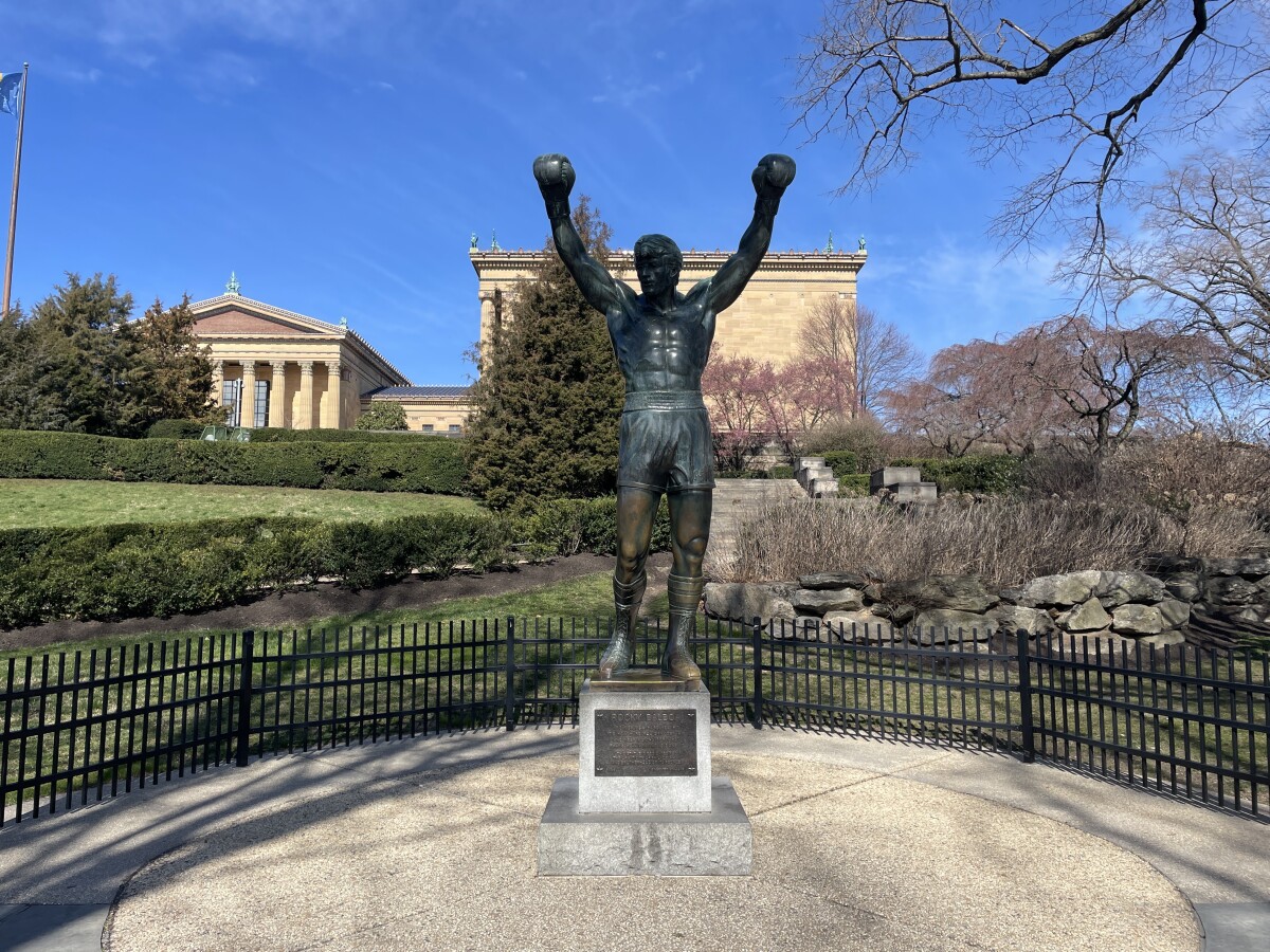 Socha Rockyho Balbou