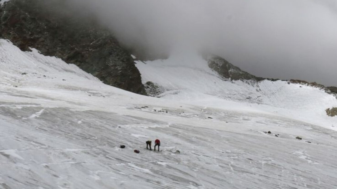 V Zillertalských Alpách na severe Talianska spadla lavína, zahynuli dvaja ľudia