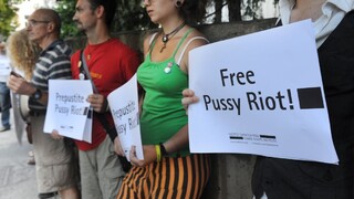 Rusko zaradilo členku Pussy Riot na zoznam hľadaných osôb