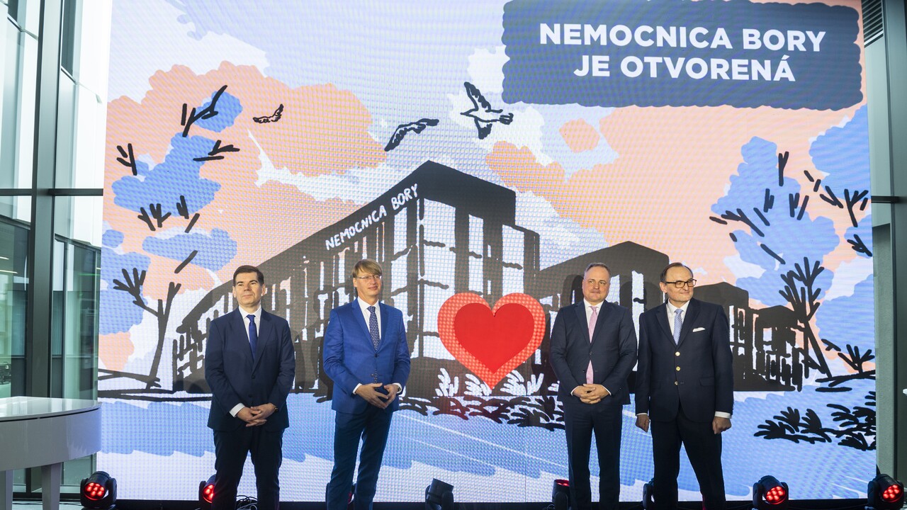FOTO: Nemocnica Bory začala svoju púť. Prvé pracoviská postupne začnú fungovať od ďalšieho týždňa