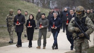 ONLINE: Heger a Naď boli na Ukrajine. Premiér navštívil Buču, so Zelenským si pripomenuli obete