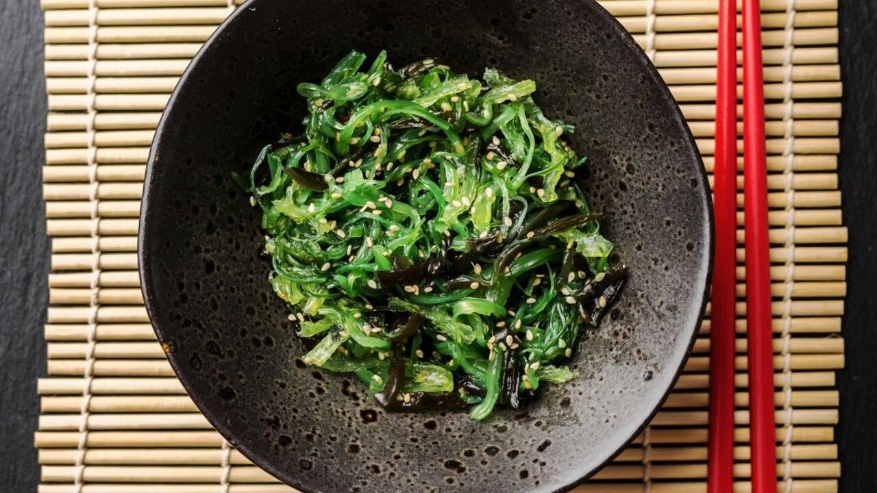 Nori, wakame či kombu: Z morských rias dokážete pripraviť viac než len sushi