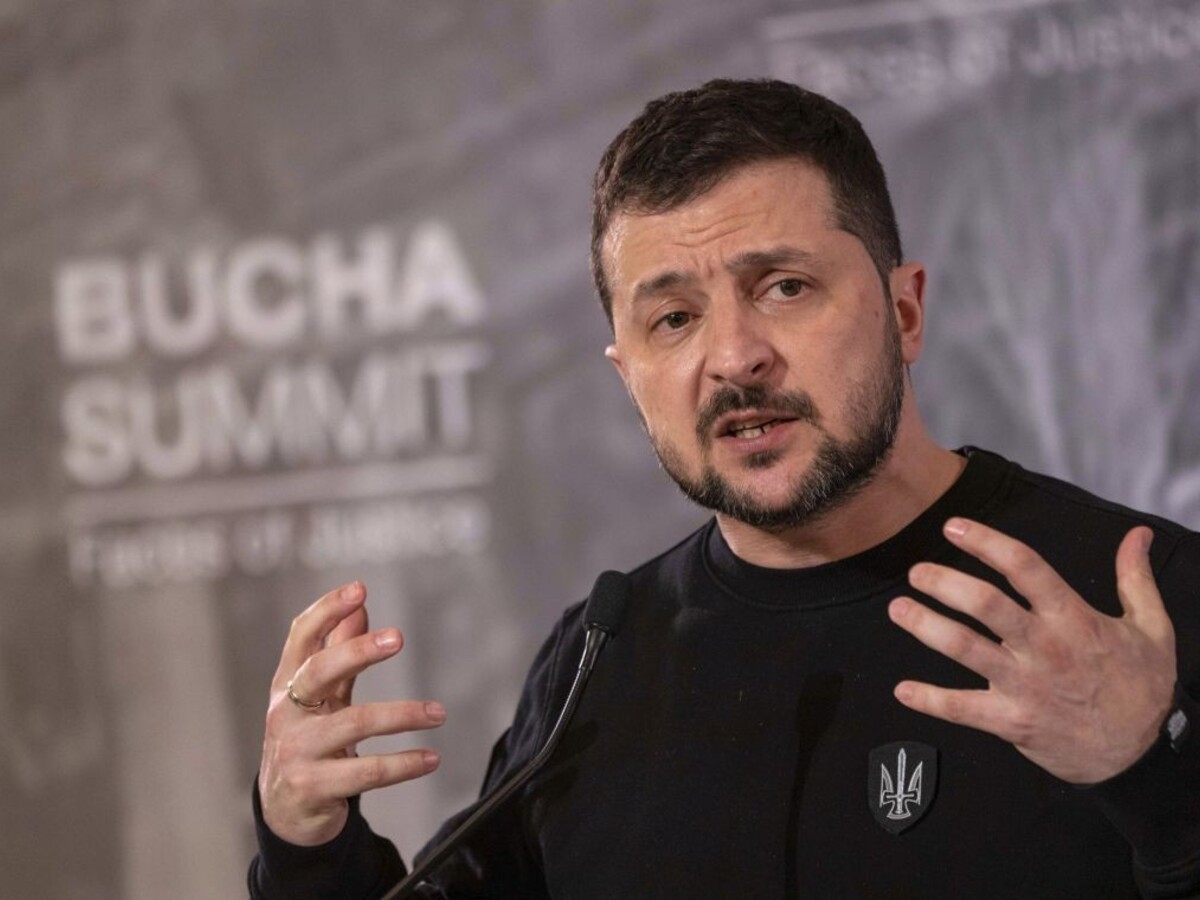 Zelenskyj ohlásil sankcie proti viac ako 650 ľuďom a firmám: Nikto neunikne zodpovednosti